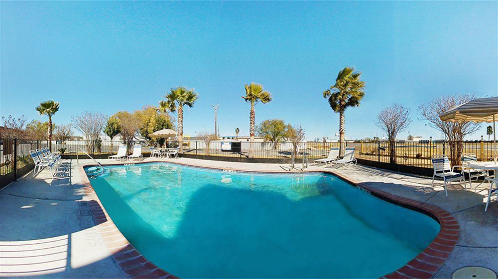 Baymont By Wyndham Del Rio Hotel Ngoại thất bức ảnh